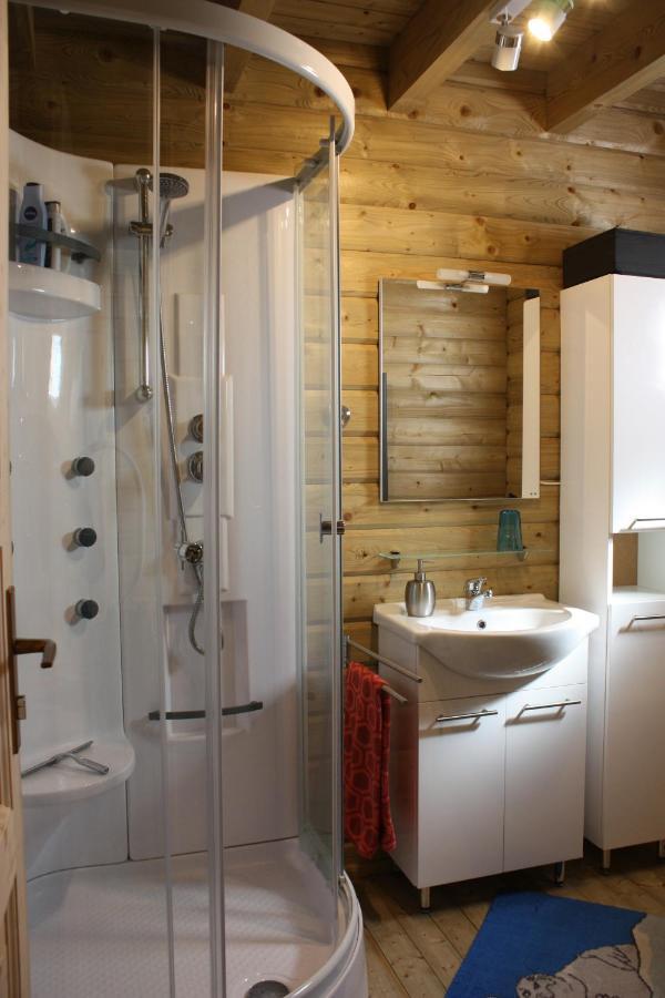 Emilia - Gemuetliches Kinderfreundliches Blockhaus Mit Umzaeuntem Garten Holiday home *